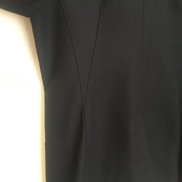 Single button blazer with white leather detail - Picture 7 of 8